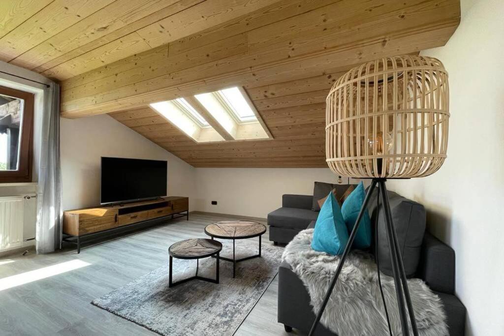 Gemuetliche Ferienwohnung Im Dg Am Tegernsee - Bergblick, Ruhe & Ganz Viel Platz Бад-Висзе Экстерьер фото