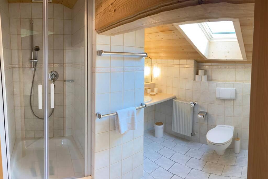 Gemuetliche Ferienwohnung Im Dg Am Tegernsee - Bergblick, Ruhe & Ganz Viel Platz Бад-Висзе Экстерьер фото