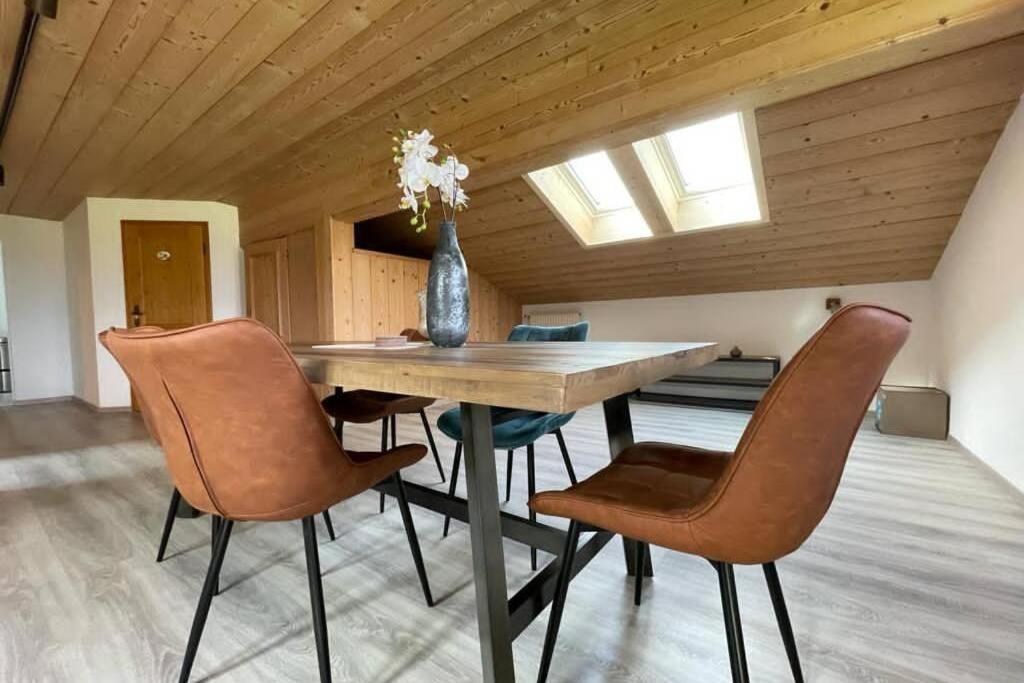 Gemuetliche Ferienwohnung Im Dg Am Tegernsee - Bergblick, Ruhe & Ganz Viel Platz Бад-Висзе Экстерьер фото