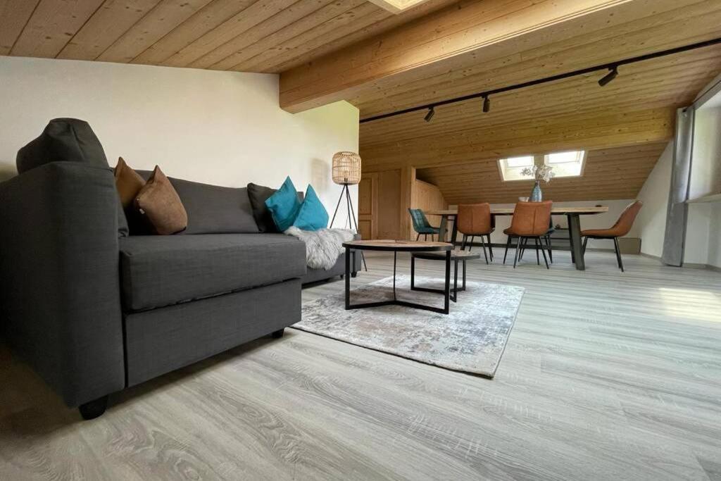 Gemuetliche Ferienwohnung Im Dg Am Tegernsee - Bergblick, Ruhe & Ganz Viel Platz Бад-Висзе Экстерьер фото